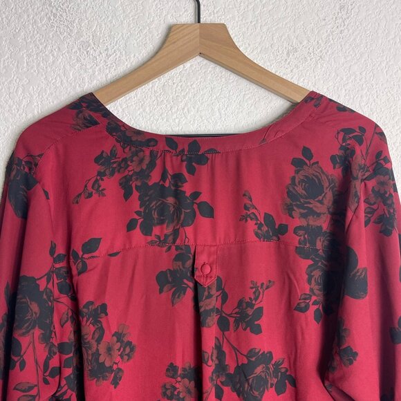 Torrid Red and Black Floral Tunic - Picture 7 of 8